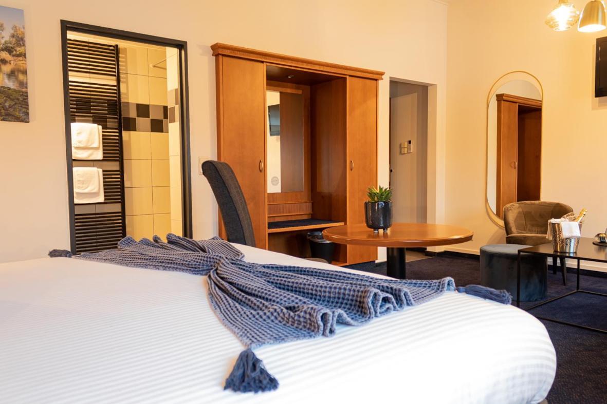 Guesthouse De Wissen Dilsen Stokkem Bagian luar foto