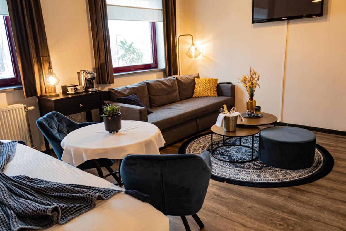 Guesthouse De Wissen Dilsen Stokkem Bagian luar foto